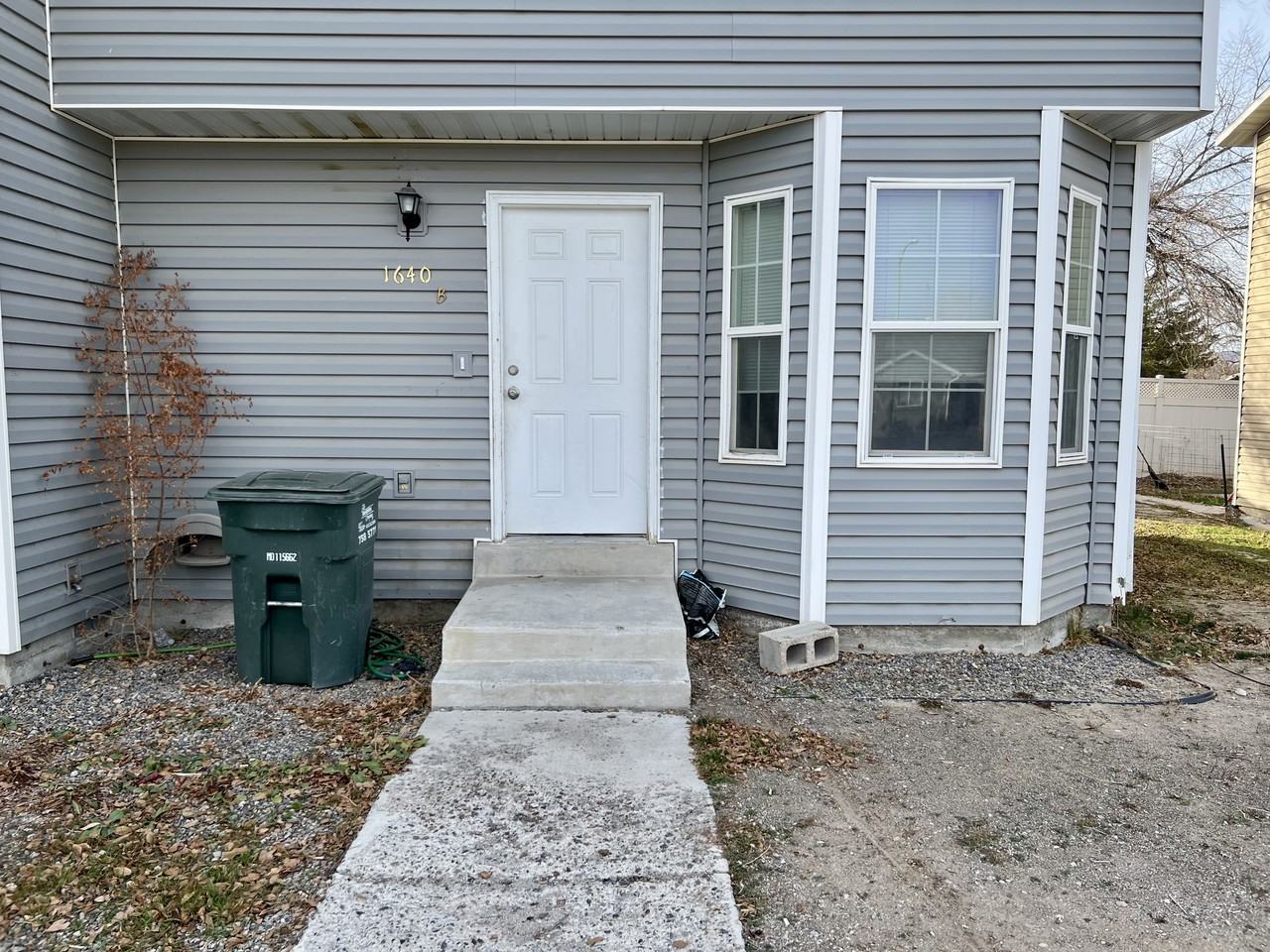 1640 Winchester Drive #B - Photo 2 of 33