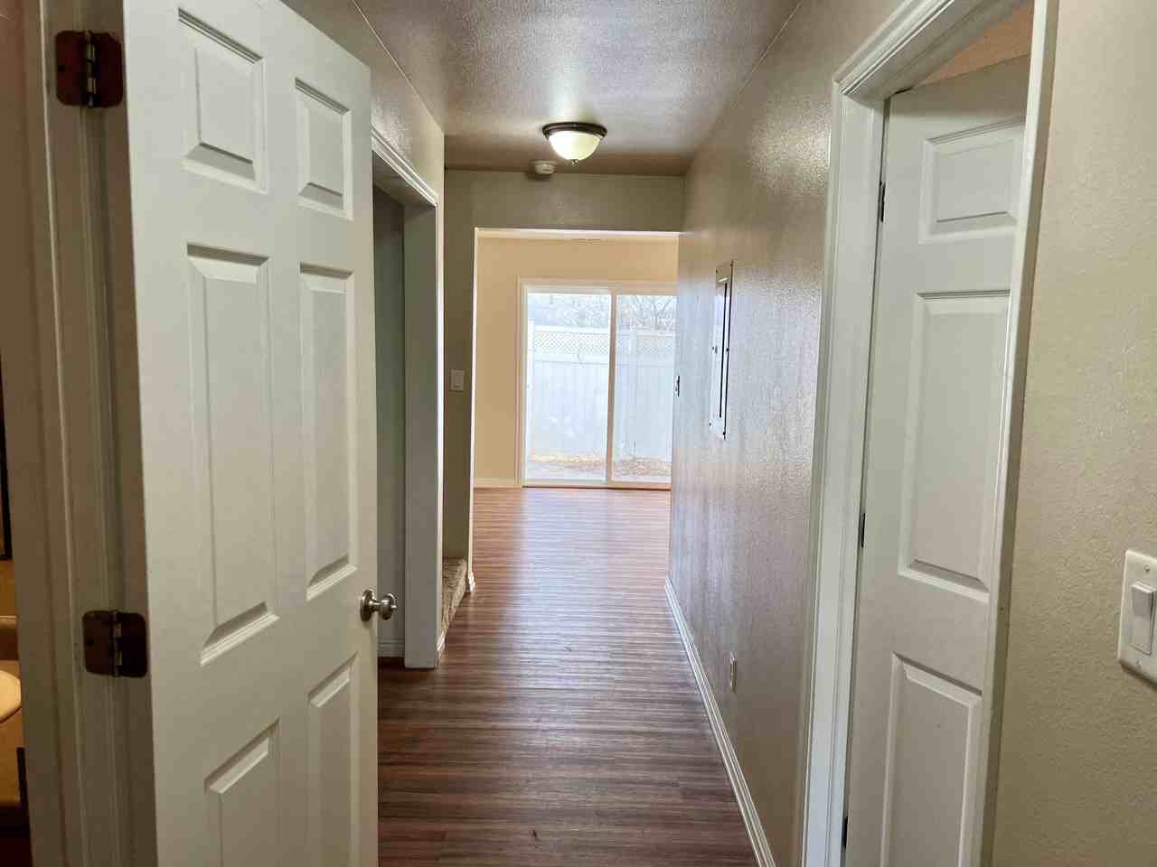 1640 Winchester Drive #B - Photo 3 of 33