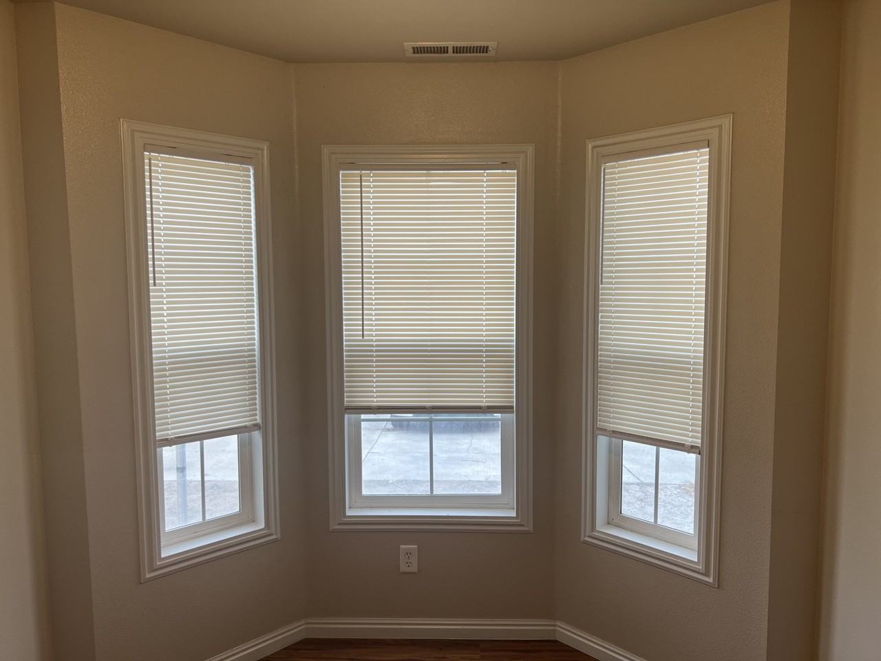 1640 Winchester Drive #B - Photo 6 of 33