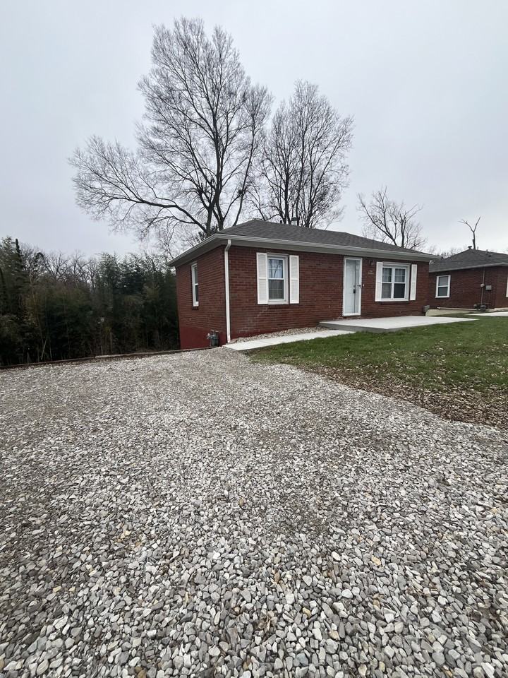 114 Moffett Avenue #1 - Photo 3 of 14