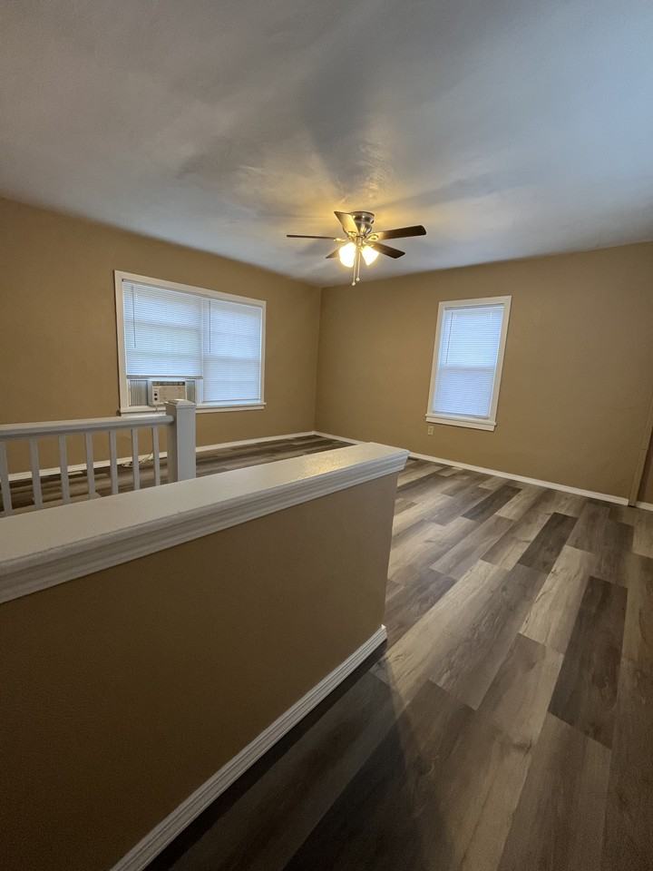 114 Moffett Avenue #1 - Photo 4 of 14