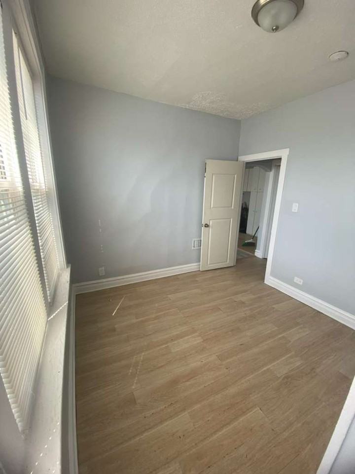 5958 W Roosevelt Rd #4 - Photo 4 of 28