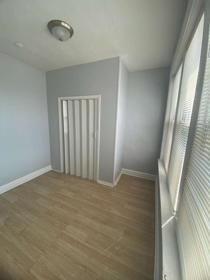 5958 W Roosevelt Rd #4 - Photo 5 of 28