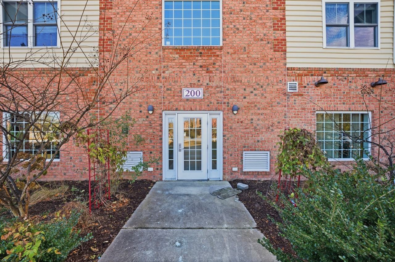 200 200 Fountains Lane - 303Unit 303 #303 - Photo 4 of 26