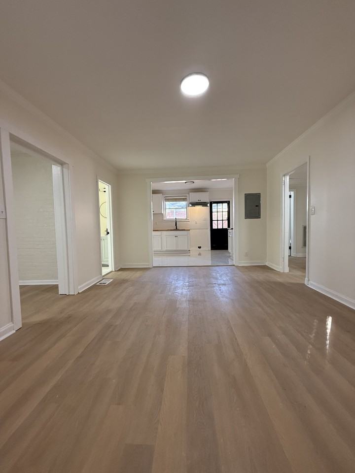 15 Bradley Drive #1 - Photo 5 of 30