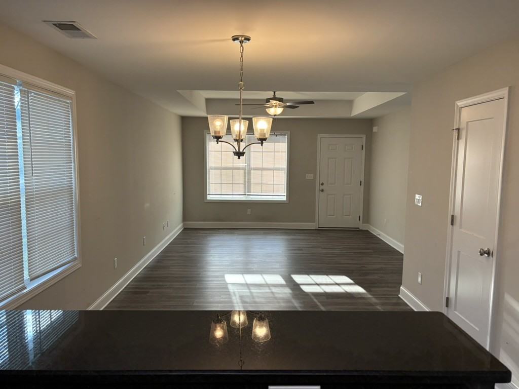 936 West Liberty Street #1 - Photo 6 of 8