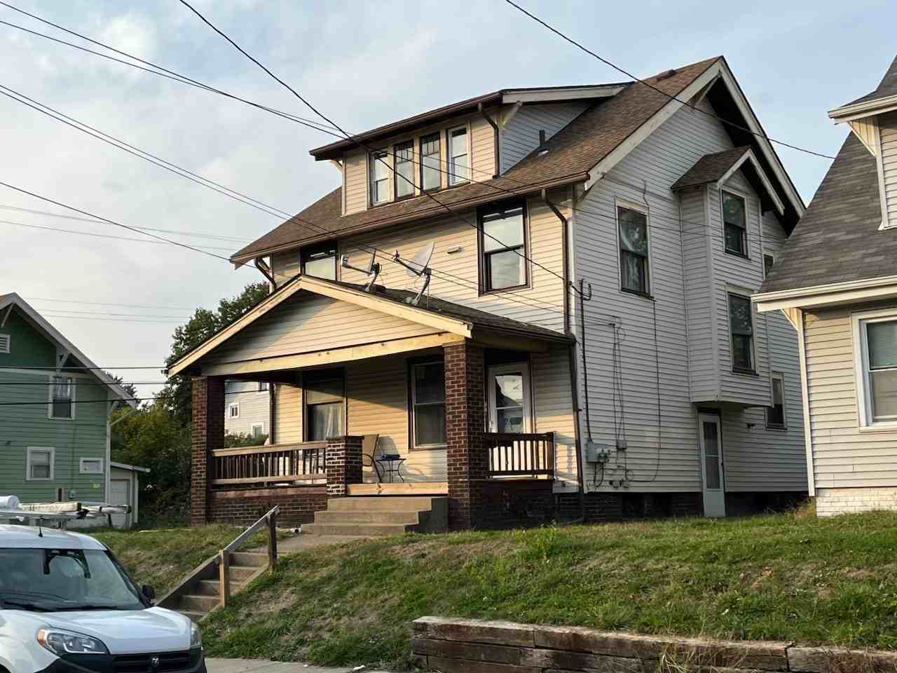 1135 16th Street Northwest #1 - Photo 2 of 10