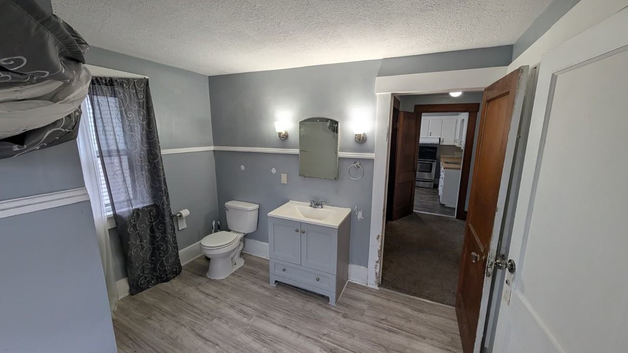 1135 16th Street Northwest #1 - Photo 6 of 10