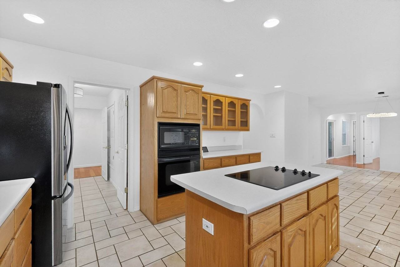 720 Stagecoach Rd Se - Photo 6 of 50