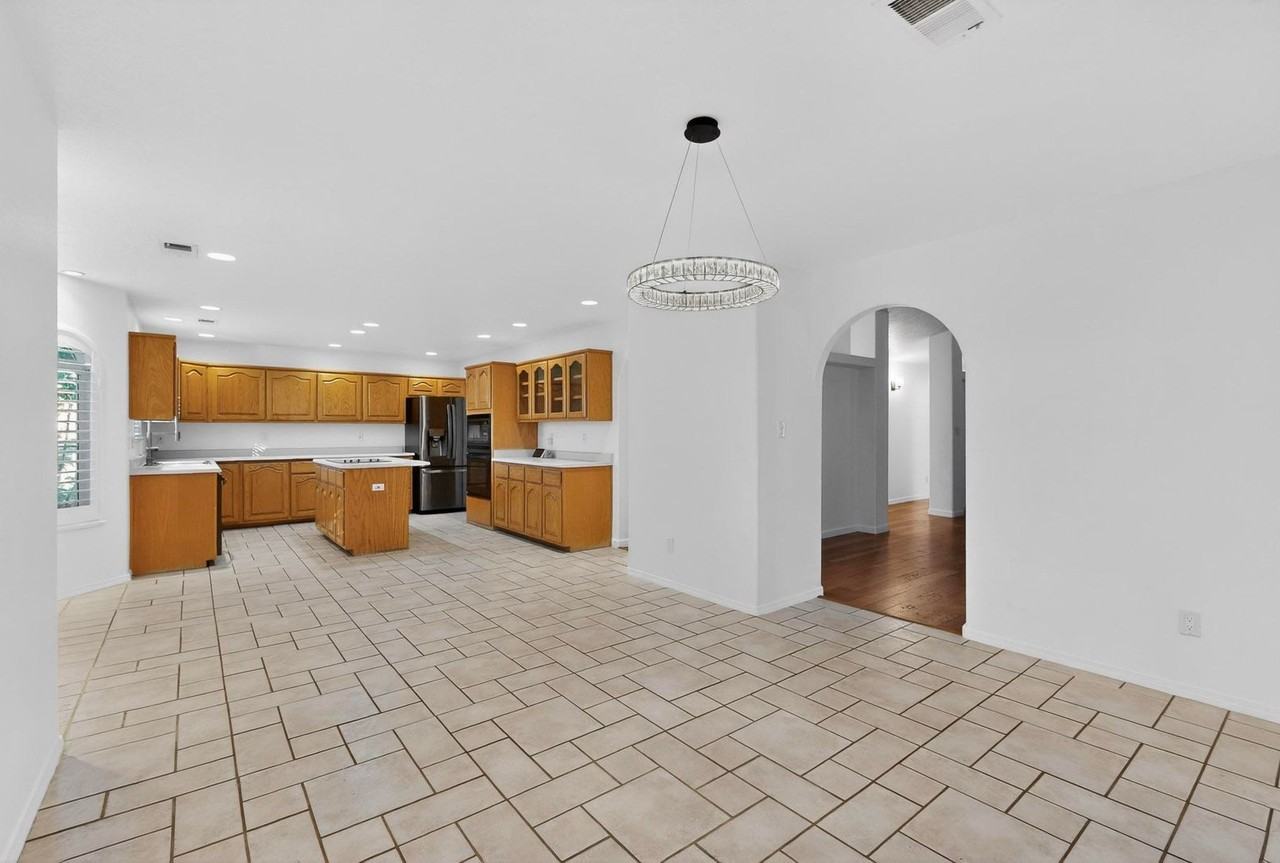 720 Stagecoach Rd Se - Photo 5 of 50