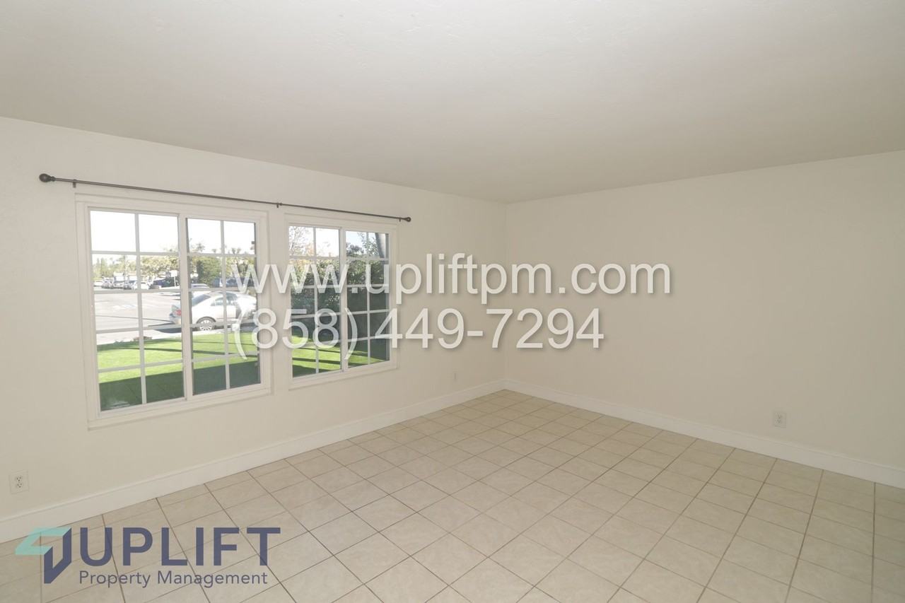 8095 Jade Coast Road - Photo 3 of 21