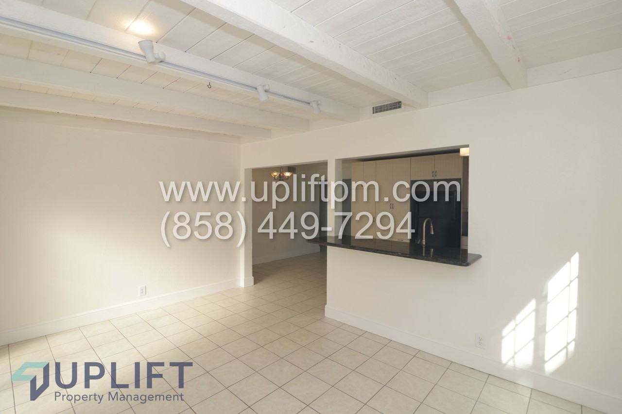 8095 Jade Coast Road - Photo 6 of 21