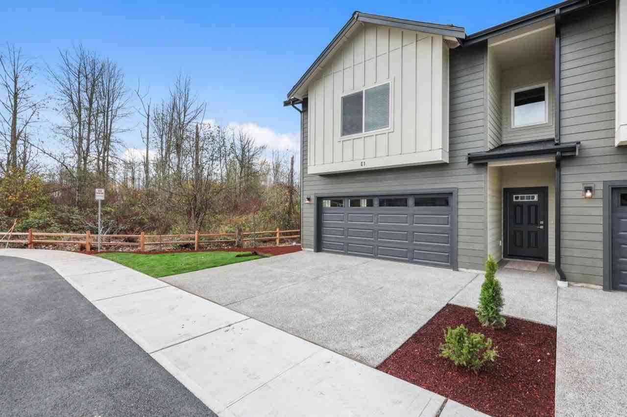 Spruce Prairie Homes - Photo 4 of 10