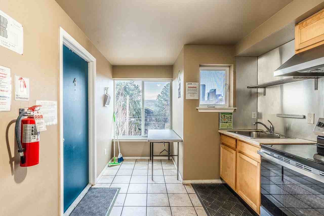 Solana Apodment Homes | International District - Photo 2 of 23