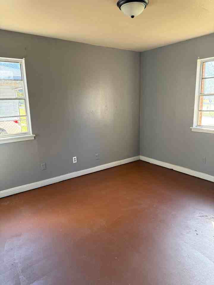 802 Navaho Trl - Photo 6 of 10