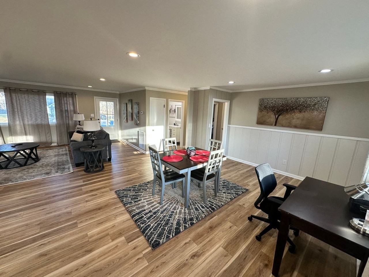 102 Highland Dr - Photo 2 of 16