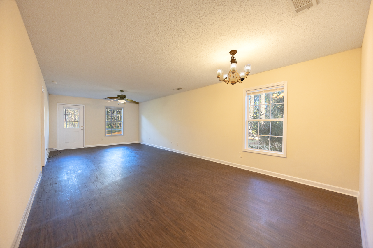 101 Lindsay Court - Photo 5 of 12