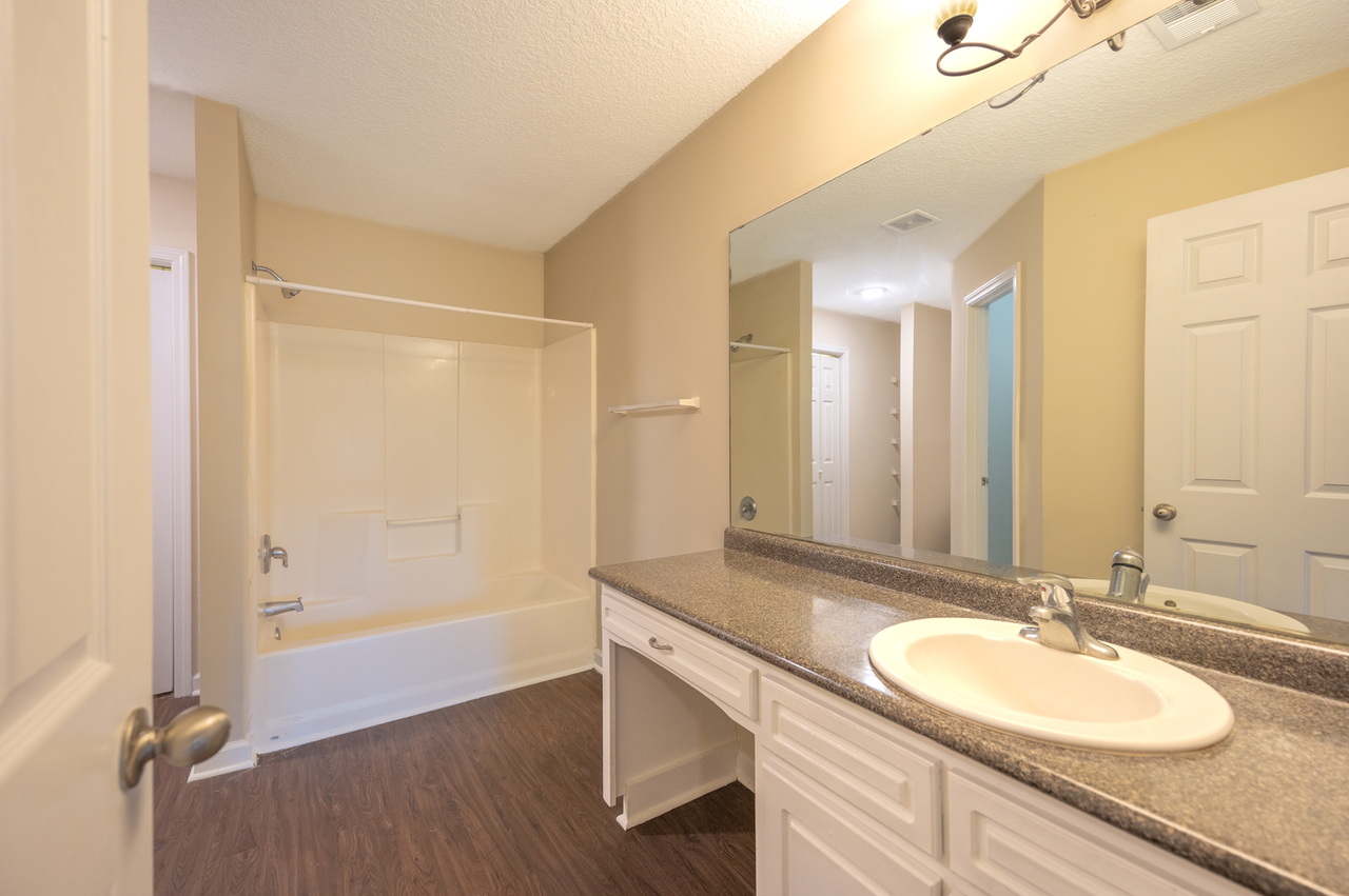 101 Lindsay Court - Photo 6 of 12