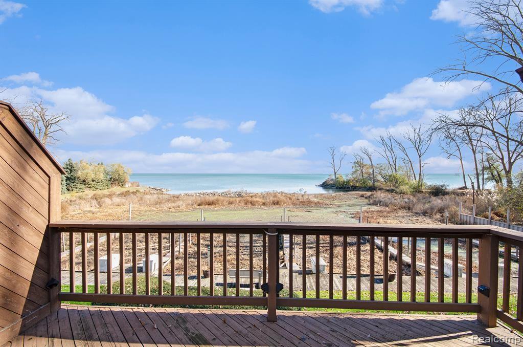 35020 Hidden Cove Court - Photo 2 of 2