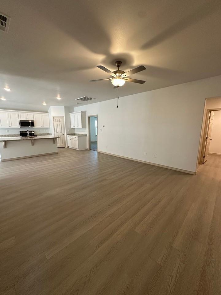 1340 Bajada St - Photo 3 of 28