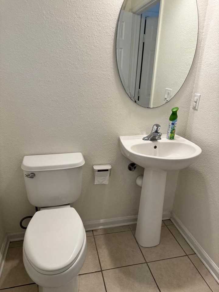 6362 Castelven Drive - Photo 7 of 27