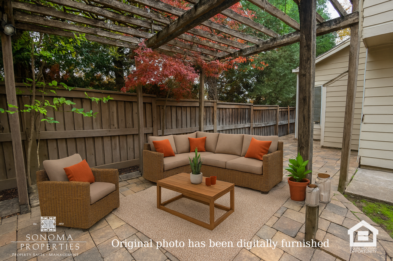 208 Todd Ave - Photo 3 of 31