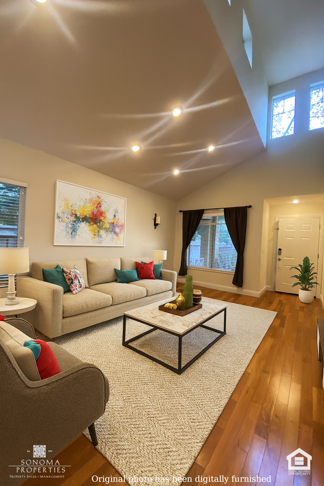 208 Todd Ave - Photo 4 of 31