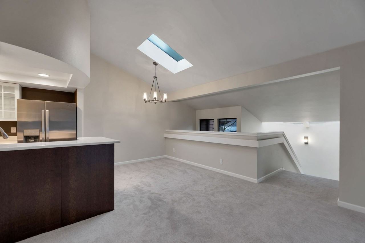 11508 Ne 128th St #11 - Photo 7 of 18