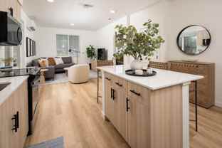 6021 Orchard St W - Photo 1 of 1