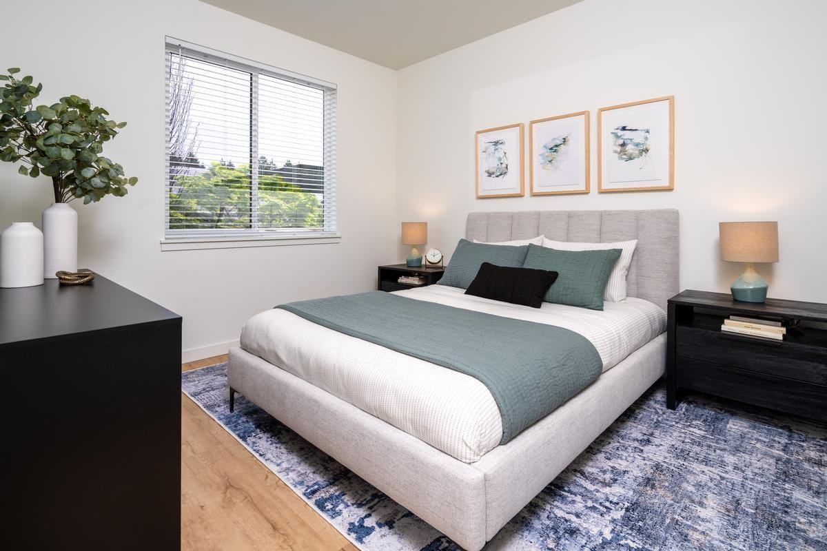 6021 Orchard St W - Photo 6 of 10