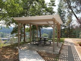 featured image of 126 W Berryhill Dr