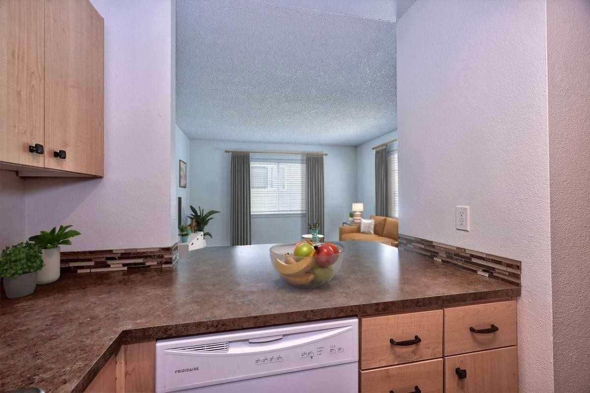 2600 T St - Photo 3 of 42