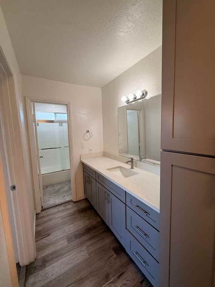 13520 Lemoli Ave - Photo 7 of 9