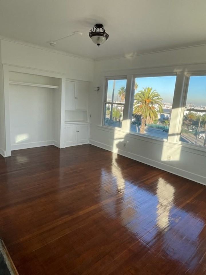 Ocean View Apartments - Photo 2 of 17