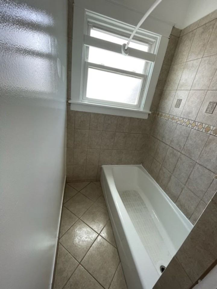 Ocean View Apartments - Photo 4 of 17