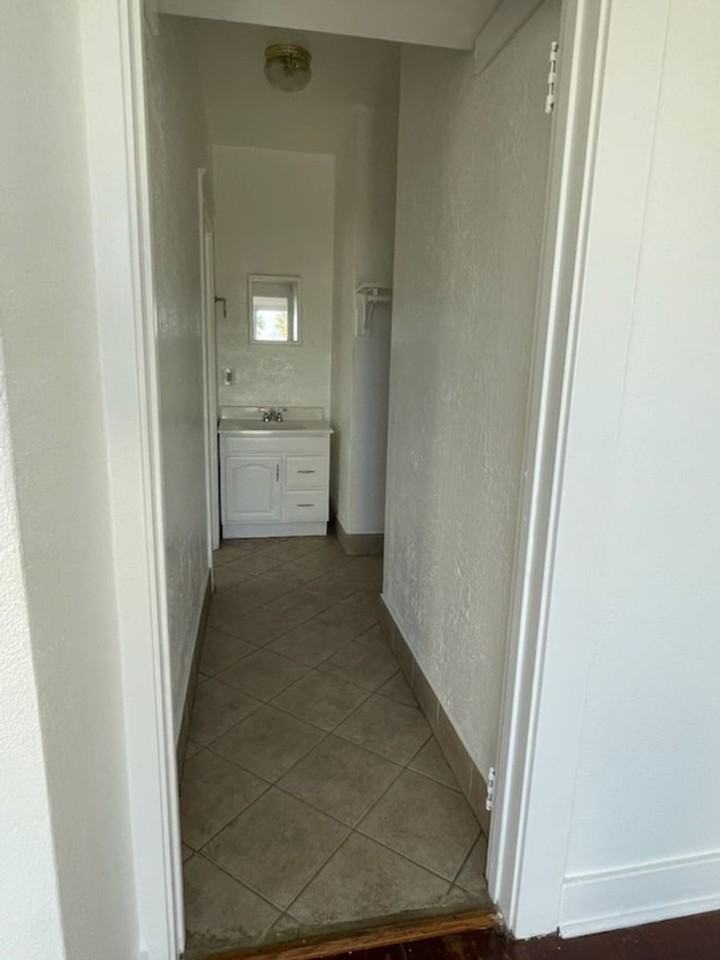 Ocean View Apartments - Photo 7 of 17