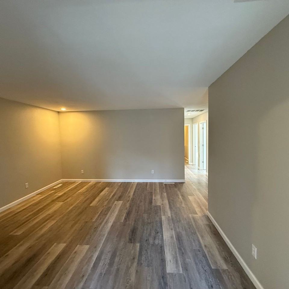 3309 West Riverside Street - Photo 3 of 21