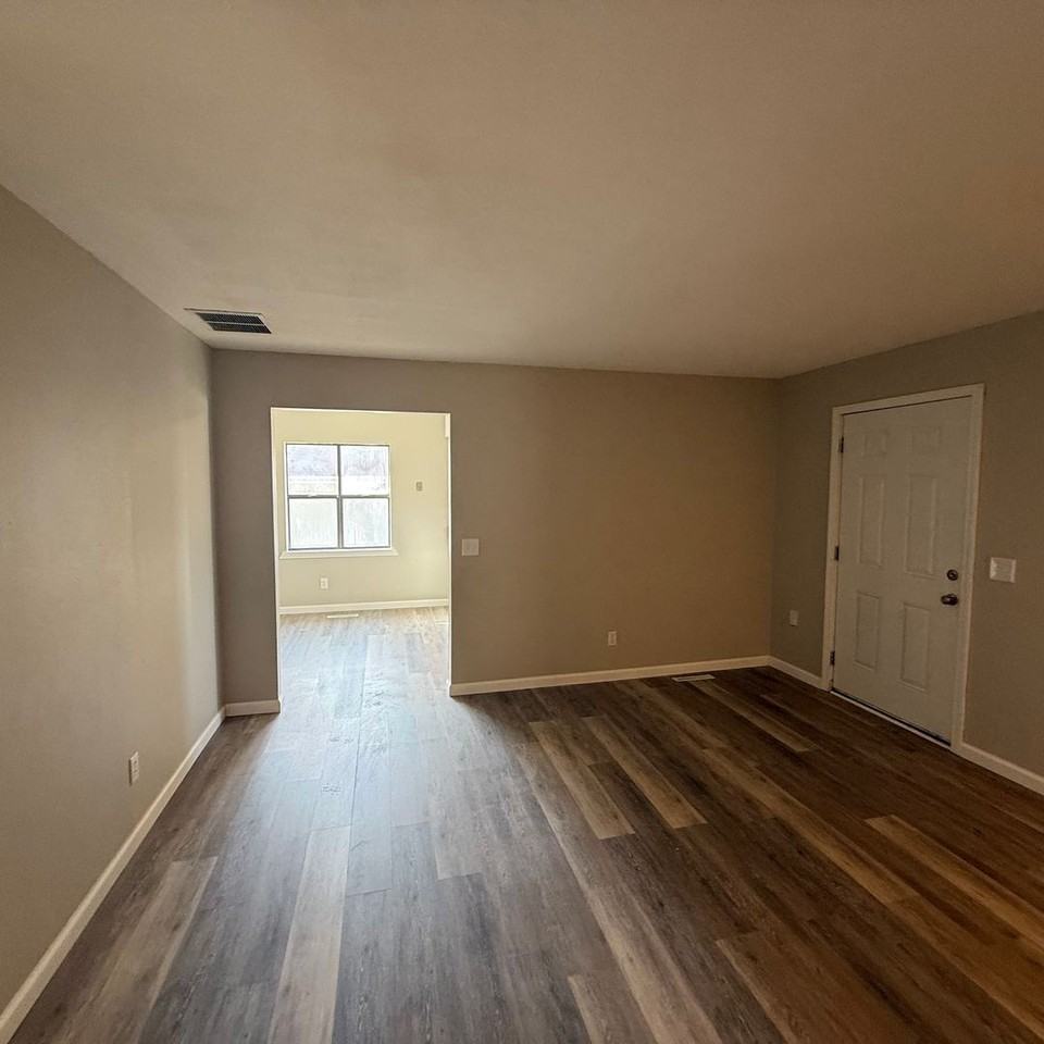 3309 West Riverside Street - Photo 5 of 21