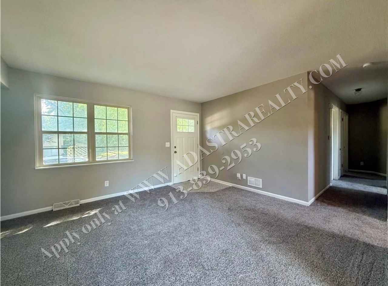 7718 East 90th Terrace - Photo 3 of 13