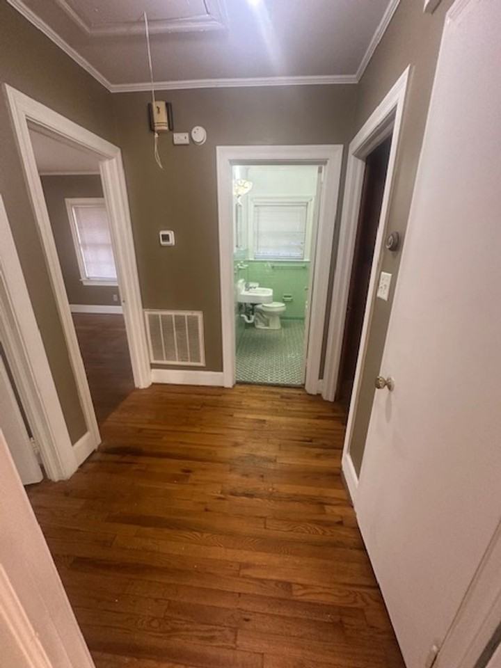 705 Parrott Avenue - Photo 6 of 10