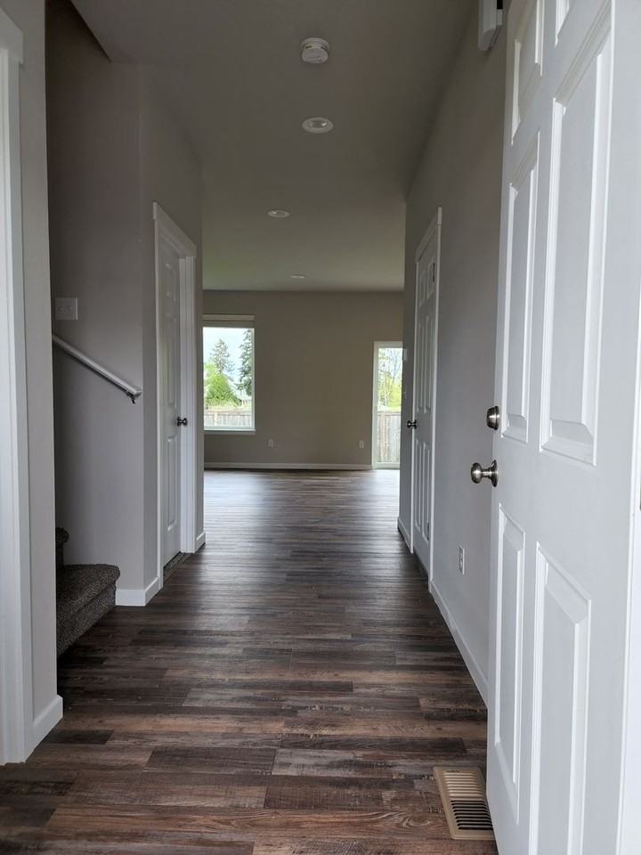 15650 View Drive Southeast - Photo 2 of 33