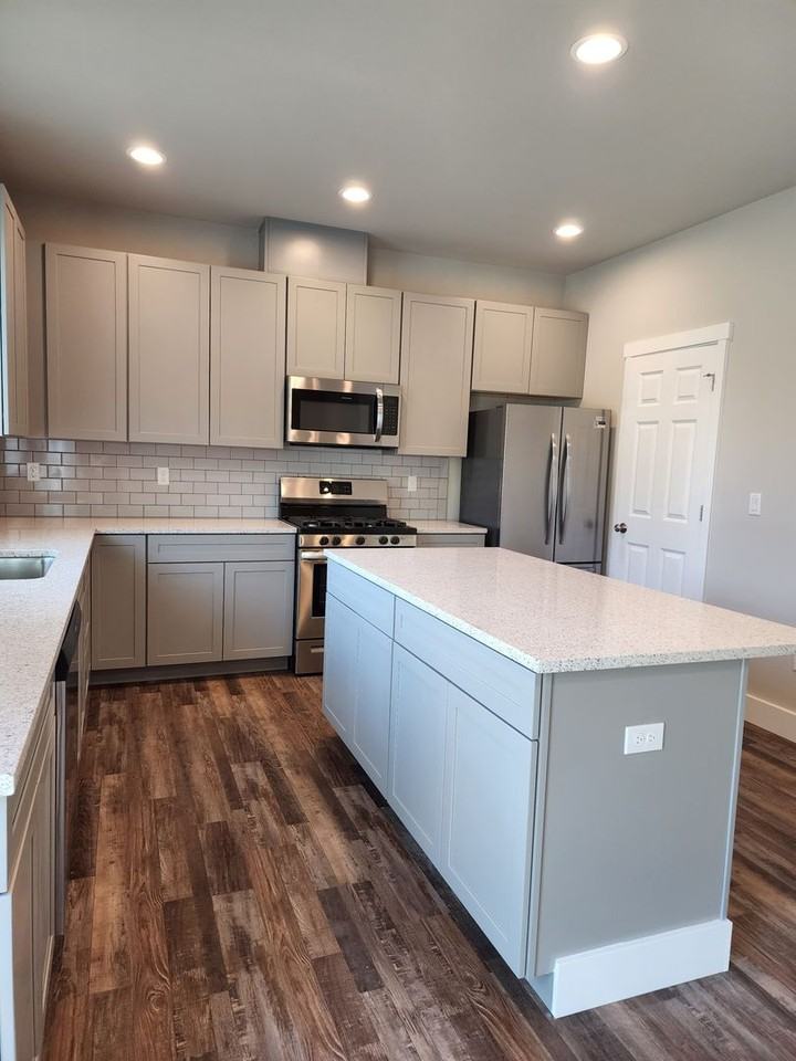 15650 View Drive Southeast - Photo 5 of 33