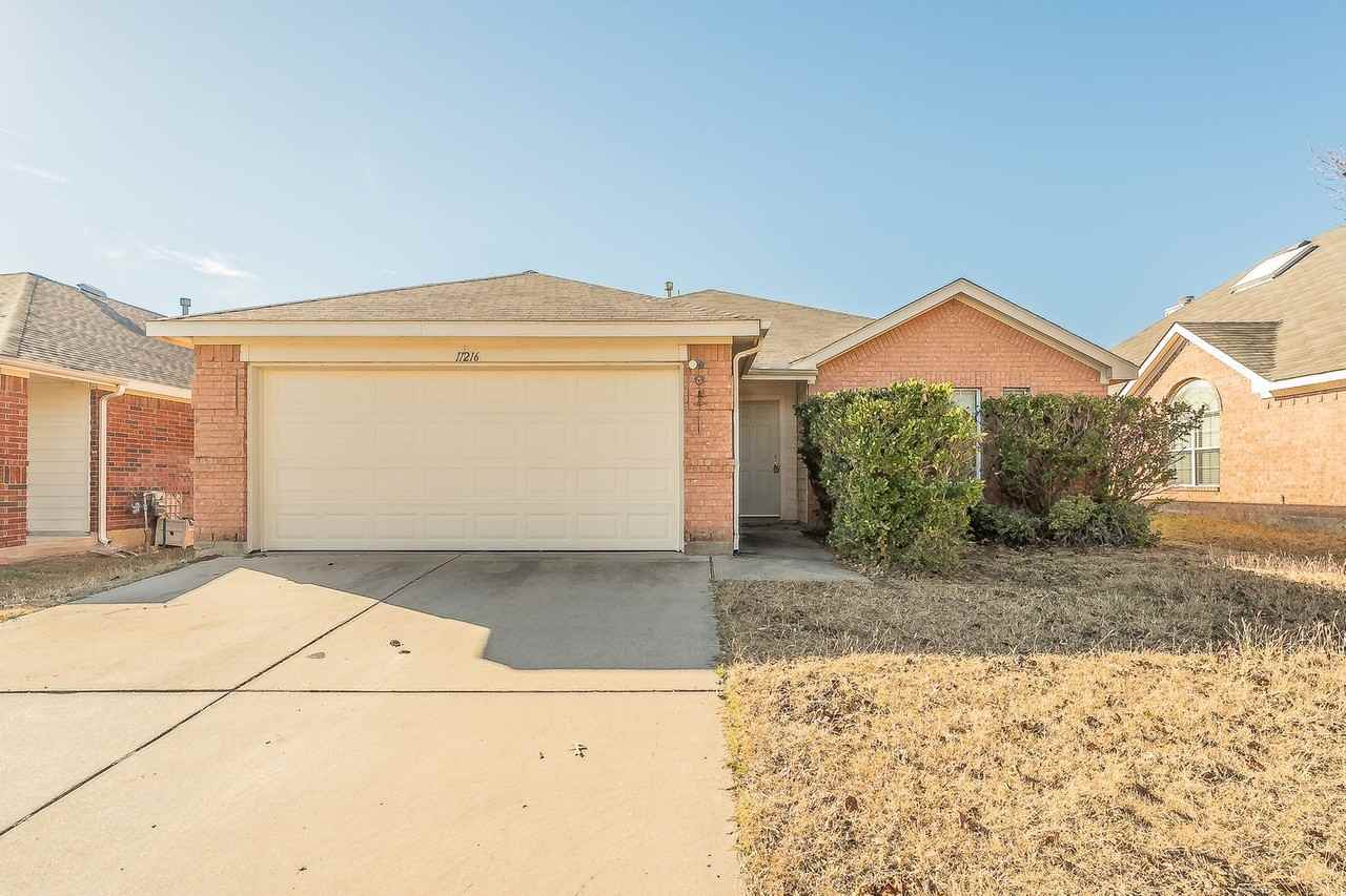 11216 Boulder Ridge Drive - Photo 2 of 32