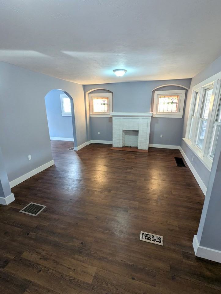 575 Neeb St - Photo 3 of 19