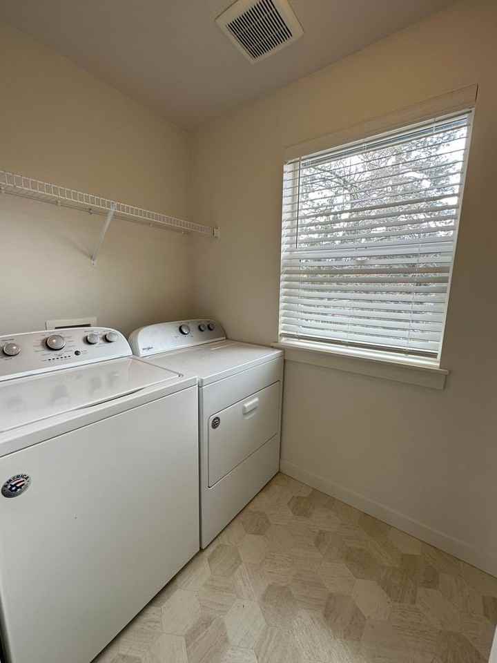 9714 Southwest Windswept Place - Photo 6 of 16