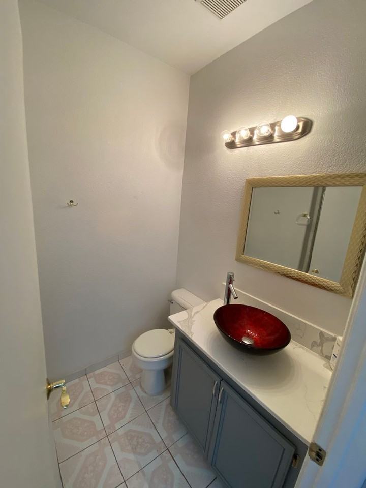 1368 Angel Falls Street - Photo 6 of 34