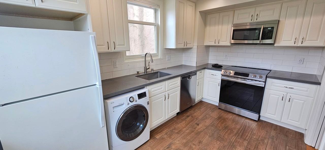1897 16th Avenue - Photo 3 of 23