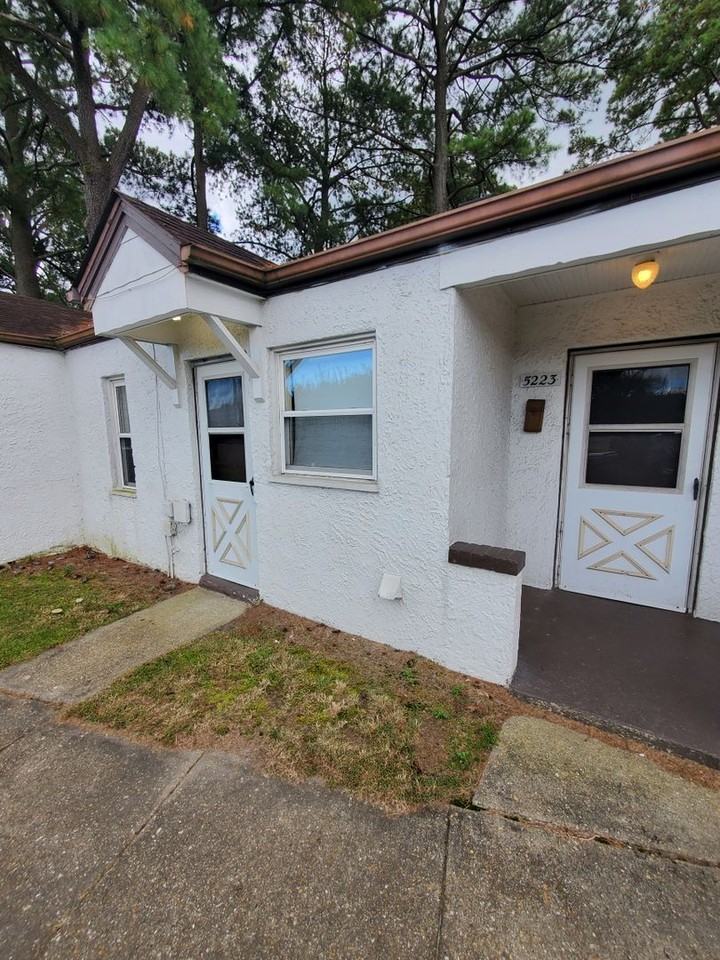 5223 Curlew Drive - Photo 3 of 22