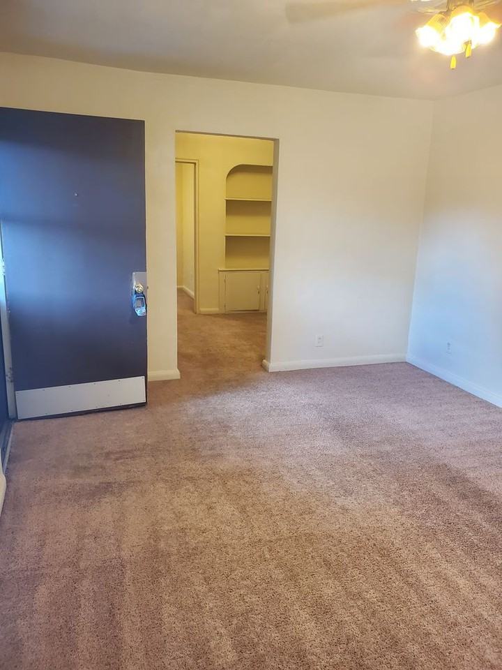 5223 Curlew Drive - Photo 5 of 22