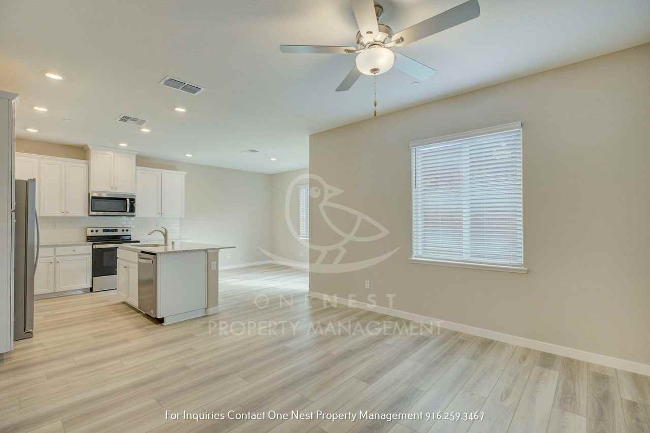 2231 Comstock Lane - Photo 5 of 28